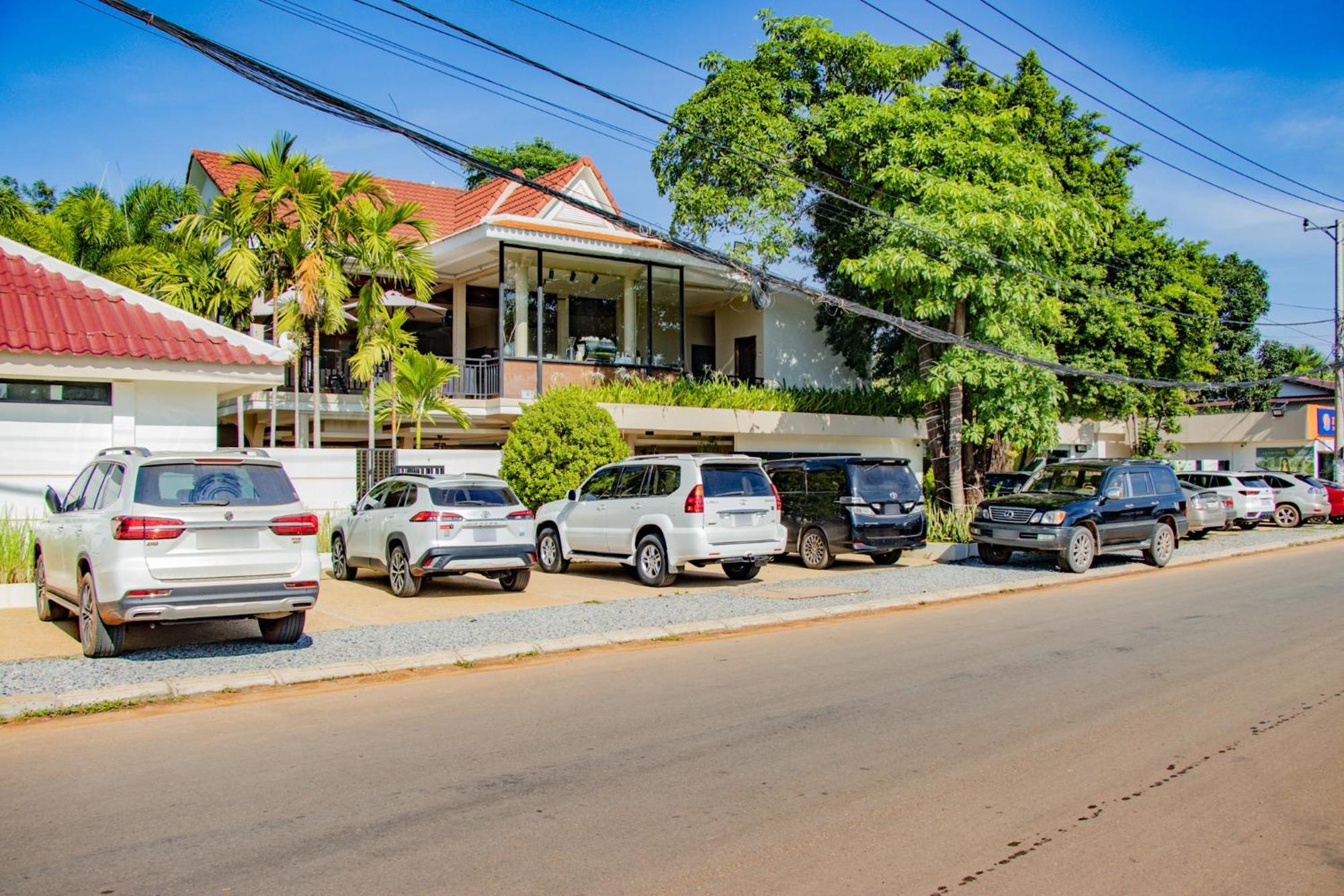 Amatak Boutique Hotel Siem Reap Exterior photo